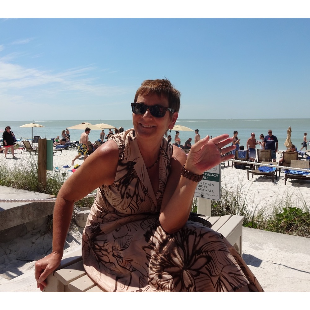 Meet your Posher, Sharon